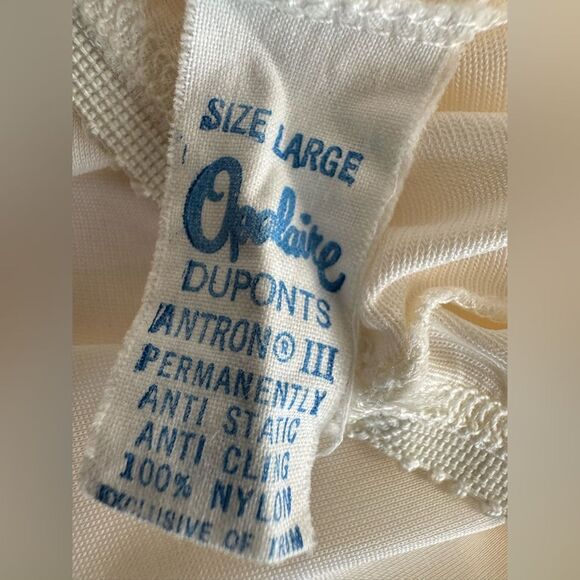 VTG Opalaire Cream Lace Long Half Slip Size L - Picture 4 of 10